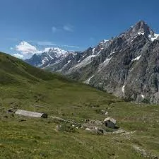 The pure Valley of Saint-Barthélemy in Valle d'Aosta : A Starlight Stellar Park